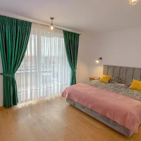 Dreamview With Private Parking Apartment Brasov