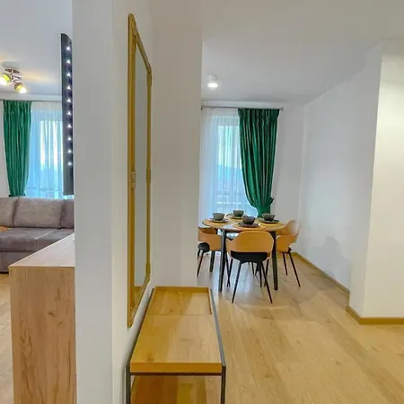 Apartment Dreamview With Private Parking *