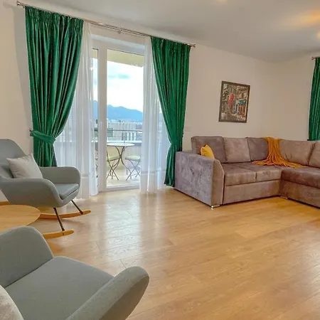 Apartment Dreamview With Private Parking *