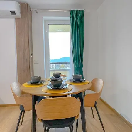 Dreamview With Private Parking Apartment *